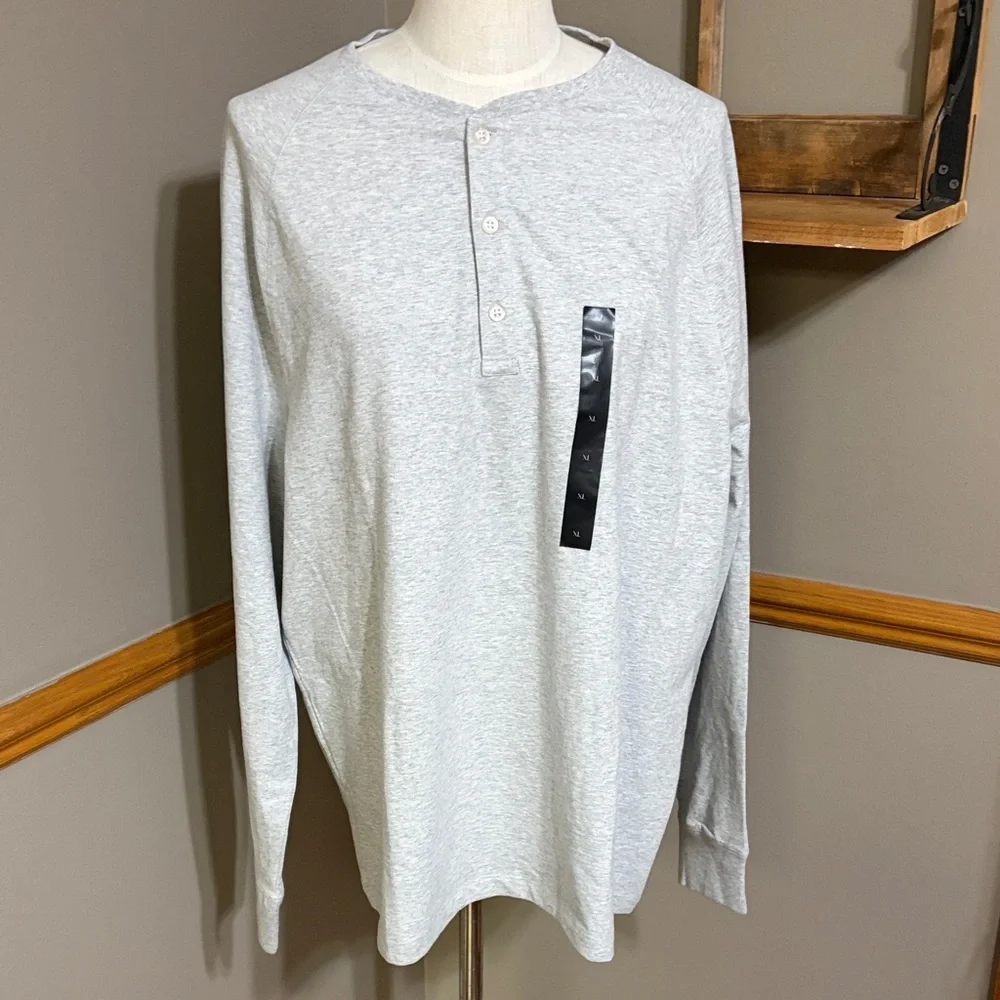 Banana Republic Gray Henley long sleeve Shirt size XL